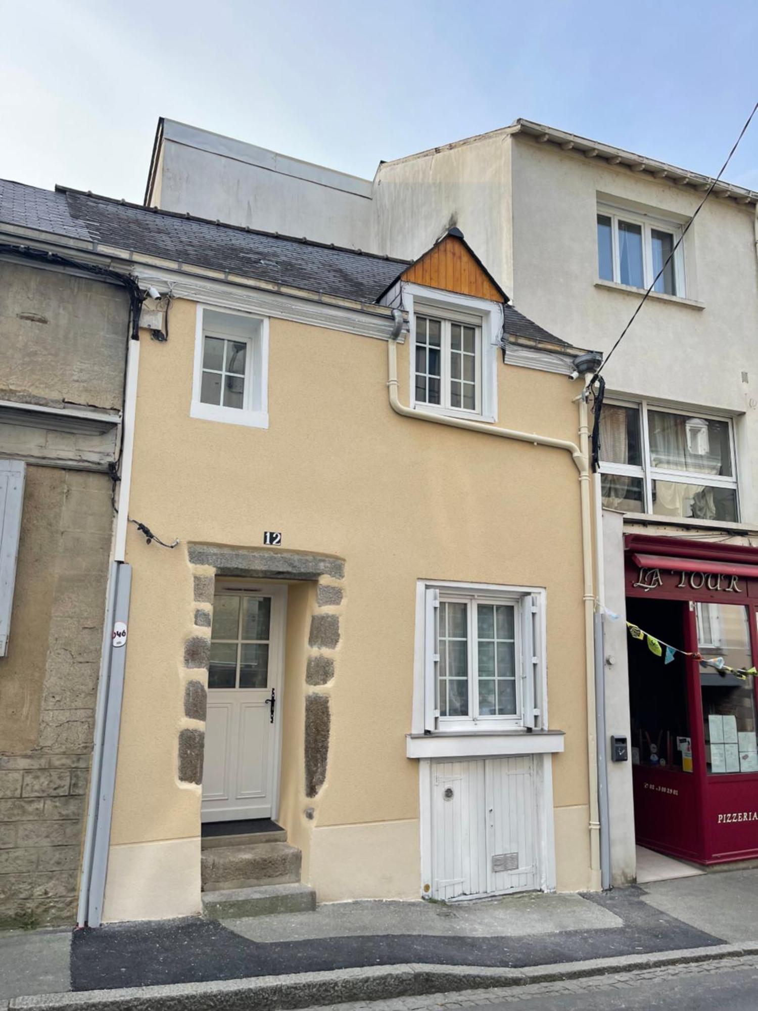 L'Atypique Hyper Centre Wifi Et Netflix Gratuit Apartment Mayenne Exterior photo